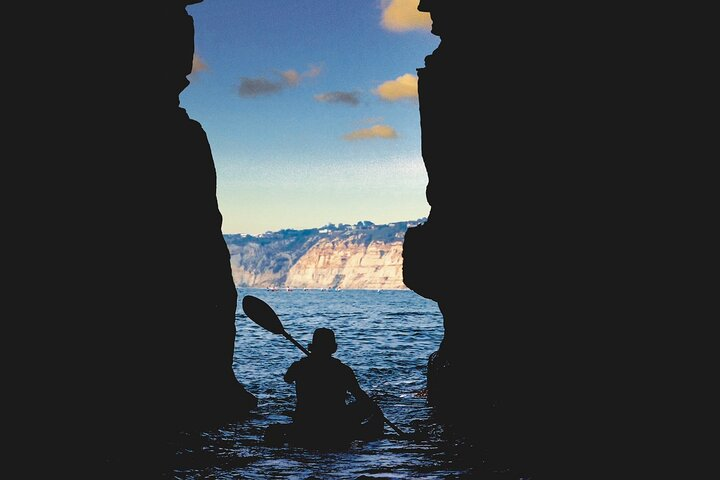 La Jolla Sea Caves Kayak Tour (Single Kayak)  - Photo 1 of 8